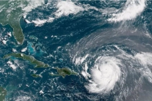 ভূমিকম্পের রেশ কাটতে না কাটতেই ঘূর্ণিঝড়ের শঙ্কা