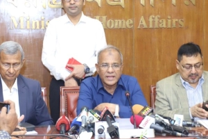 নির্বাচন ঘনালে মিছিল বাড়বে, তবে ঝুঁকি নেই: স্বরাষ্ট্র উপদেষ্টা