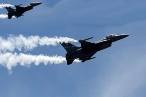 পাকিস্তানের ভয়াবহ বিমান হামলায় আফগানিস্তানে নি’হত ১০