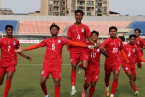 বাংলাদেশ বনাম শ্রীলঙ্কা: গোলে ভাসিয়ে লাল–সবুজের হ্যাটট্রিক