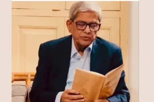 রাজনীতির উত্তাপে কবিতা আবৃত্তি করলেন মির্জা ফখরুল