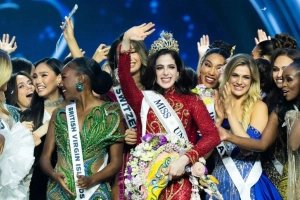 থাই মিডিয়া উদ্যোক্তা অ্যান জাকাপংয়ের বিরুদ্ধে প্রতারণা মামলা