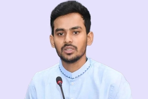 ফ্যাসিবাদ নিজের ঘারে চাপতে দিয়েন না: আসিফ মাহমুদ