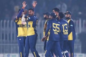 পাকিস্তানের জয়যাত্রা থমকে ফাইনালে শ্রীলঙ্কা