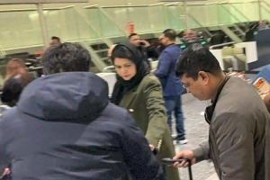 ঢাকার পথে জুবাইদা রহমান, হিথ্রোতে বিদায় জানালেন মেয়ে জাইমা