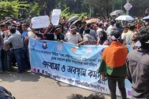 দাবি না মানা পর্যন্ত আন্দোলন চলবে ৭ কলেজ শিক্ষার্থীদের