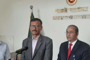 ‘ভারত শেখ হাসিনাকে ফেরত না দিলে কিছুই করার নেই’