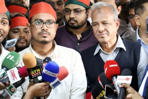 'দাবি না মানলে স্বরাষ্ট্র, আইন ও পররাষ্ট্র উপদেষ্টার পদত্যাগ চাই'