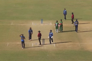 বাংলাদেশ বনাম শ্রীলঙ্কা: ব্যাটিংয়ে বাংলাদেশ-দেখুন সরাসরি (LIVE)