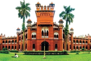 ঢাবিতে বহিরাগত প্রবেশে নিষেধাজ্ঞা জারি