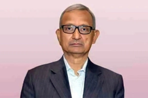 অন্তর্বর্তী সরকারের প্রশাসনে পরিবর্তন, দায়িত্ব ছাড়লেন খোদা বখশ চৌধুরী