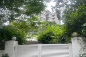 
গুলশানে তারেক রহমানের বাসভবন ঘিরে কড়া নিরাপত্তা