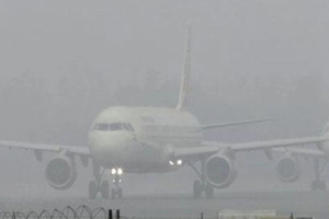 ঢাকায় নামতে না পেরে ৫ ফ্লাইট গেল কলকাতা