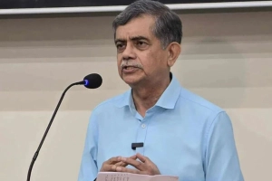 ‘সব শিক্ষার্থীর হাতে বই পৌঁছাতে জানুয়ারি মাস লেগে যাবে’