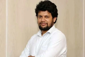 রাজনৈতিক অবস্থান নিয়ে যা জানালেন মাহফুজ আলম