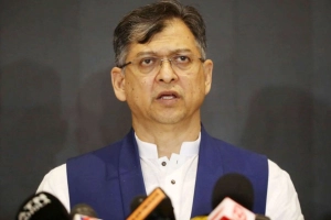 নির্বাচনী হলফনামায় সালাহউদ্দিনের বার্ষিক আয় ৬ কোটি ২২ লাখ