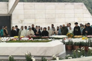 খালেদা জিয়ার কবর জিয়ারত করলেন জাইমা রহমান