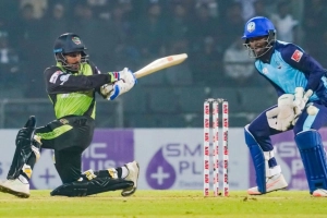 চলছে সিলেট বনাম নোয়াখালীর ম্যাচ: খেলাটি সরাসরি দেখুন (LIVE)