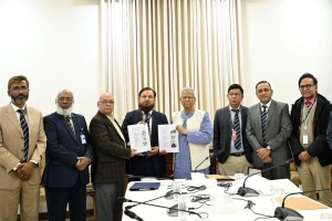 শহিদদের পরিচয় শনাক্তে সিআইডির প্রতিবেদন প্রধান উপদেষ্টাকে হস্তান্তর