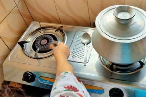 যেসব এলাকায় রাত দশটা পর্যন্ত গ্যাস থাকবে না