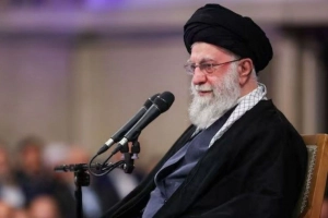 বিক্ষোভকারীরা ট্রাম্পকে খুশি করতে মাঠে নেমেছে: খামেনি