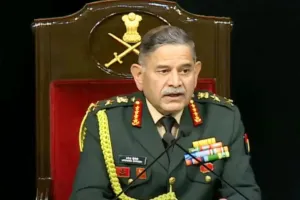 'পাকিস্তান দুঃসাহস দেখালেই সরাসরি স্থলপথে হা'মলা চালাবে ভারত'