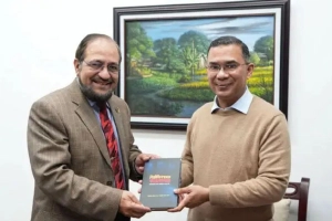 তারেক রহমানের সঙ্গে আব্দুল্লাহিল আমান আযমীর সৌজন্য সাক্ষাৎ