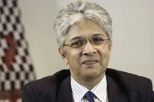 গণভোটে ‘হ্যাঁ’ ভোট দেওয়ার আহ্বান উপদেষ্টা আদিলুর রহমানের