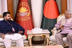 প্রধান উপদেষ্টার সঙ্গে এনসিপির প্রতিনিধি দলের আলোচনা