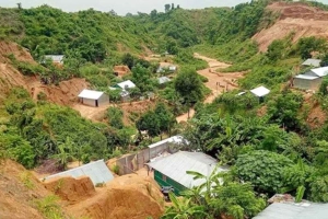 সীতাকুণ্ডে সন্ত্রাসীদের গুলিতে র‍্যাব কর্মকর্তা নি-হ-ত