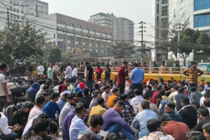 ইসির সামনে ছাত্রদলের দ্বিতীয় দিনের অবস্থান কর্মসূচি শুরু