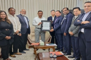 খালেদা জিয়ার অবদান স্মরণে এপিইউবি নেতাদের শোক