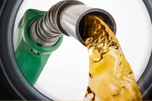 মধ্যপ্রাচ্য উত্তেজনায় ফের ঊর্ধ্বমুখী তেলের দাম