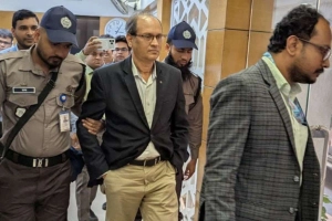 বিমানবন্দর দুর্নীতিতে বেবিচকের সাবেক প্রকৌশলী গ্রেপ্তার