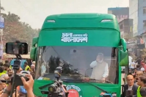 জামায়াতের নির্বাচনি প্রচারণায় ব্যবহৃত বাসের মডেল কি?