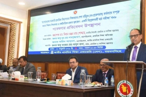 পেশা-বহির্ভূত চাপে ভেঙে পড়ছেন প্রাথমিক শিক্ষকরা