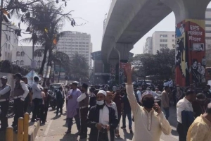 নবম পে-স্কেলের দাবিতে কর্মচারীদের ‘ভুখা মিছিল’, উত্তাল শাহবাগ