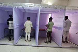 পোস্টাল ব্যালটে ভোট দিলেন ৫ হাজারের বেশি কারাবন্দি