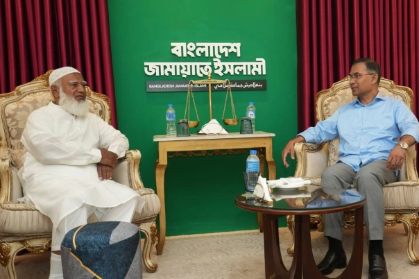 ভবিষ্যৎ প্রধানমন্ত্রী তারেক রহমানকে অভিনন্দন জানালেন জামায়াত আমির