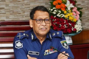 আমি পদত্যাগ করি নি: আইজিপি বাহারুল আলম
