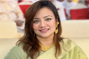 স্ক্রিনশট ফাঁস করলেন ঢাবি শিক্ষক শেহরীন মোনামি