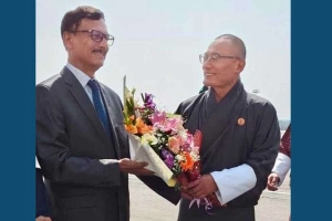 নতুন সরকারের শপথ অনুষ্ঠানে যোগ দিতে ঢাকায় ভুটানের প্রধানমন্ত্রী