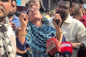 ‘বিচার লাগবো না, আমার বুকের হাহাকারটা নিভাইয়া দে’