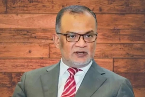 পদত্যাগের পর বিমানের চেয়ারম্যান পদ ছাড়লেন শেখ বশিরউদ্দীন