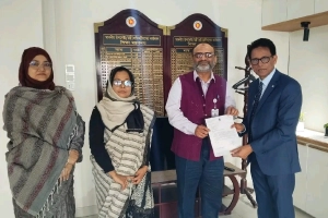 মূল পদে ফিরতে রাষ্ট্রপতি বরাবর ঢাবি উপাচার্যের আবেদন