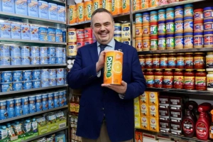 ঢাকার বাজারে আমেরিকান পণ্য দেখে উচ্ছ্বসিত রাষ্ট্রদূত