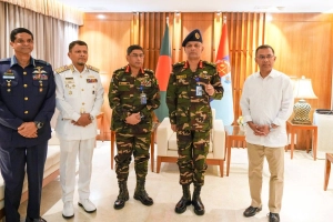 সেনানিবাসে প্রধানমন্ত্রীর প্রথম অফিস ও দুই কর্মকর্তার পদোন্নতি