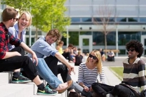 ফুল-ফান্ডেড স্কলারশিপ দিচ্ছে সুইডেন, আবেদন করবেন যেভাবে