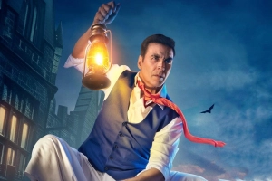 সত্যজিৎ রায়ের কালজয়ী গান বিকৃতির অভিযোগ, বিতর্কে অক্ষয়