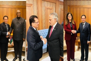 জেদ্দায় বিশ্বনেতাদের সঙ্গে পররাষ্ট্রমন্ত্রীর বৈঠক